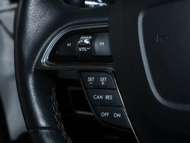 Certified 2023 Lincoln Nautilus AWD image 22