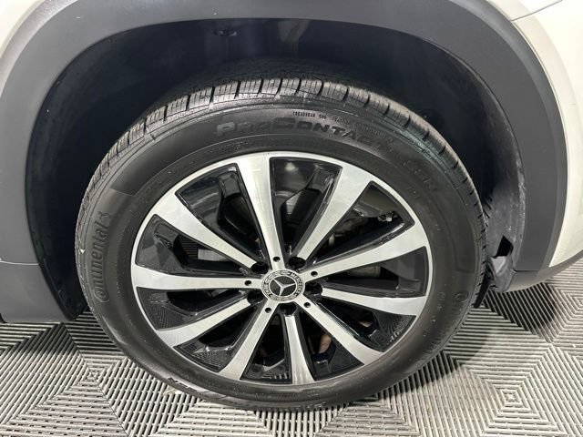 Used 2023 Mercedes-Benz GLB 250 4MATIC image 9