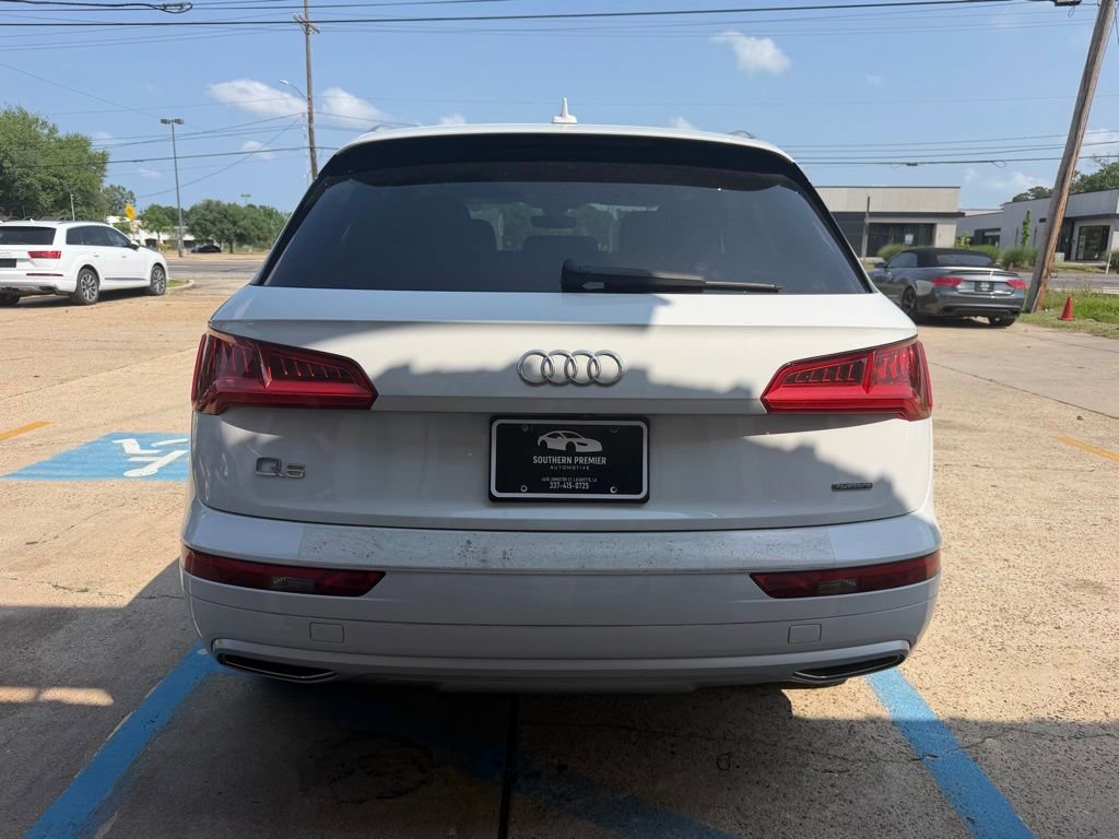 Used 2019 Audi Q5 2.0T Premium w/ Convenience Package AWD/4WD image 5