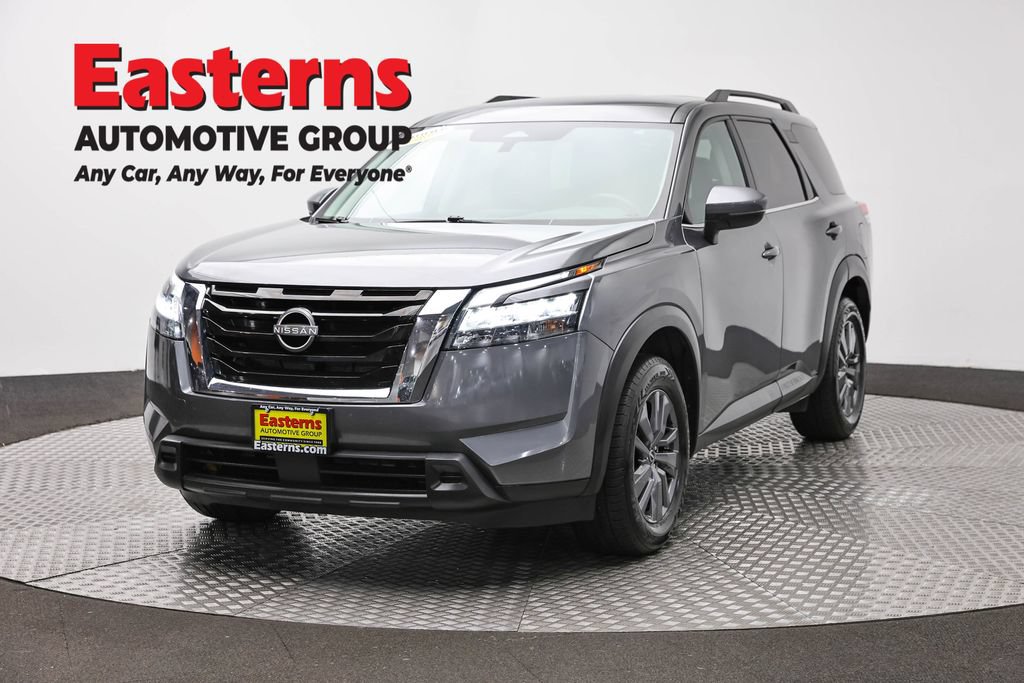 Used 2022 Nissan Pathfinder SV