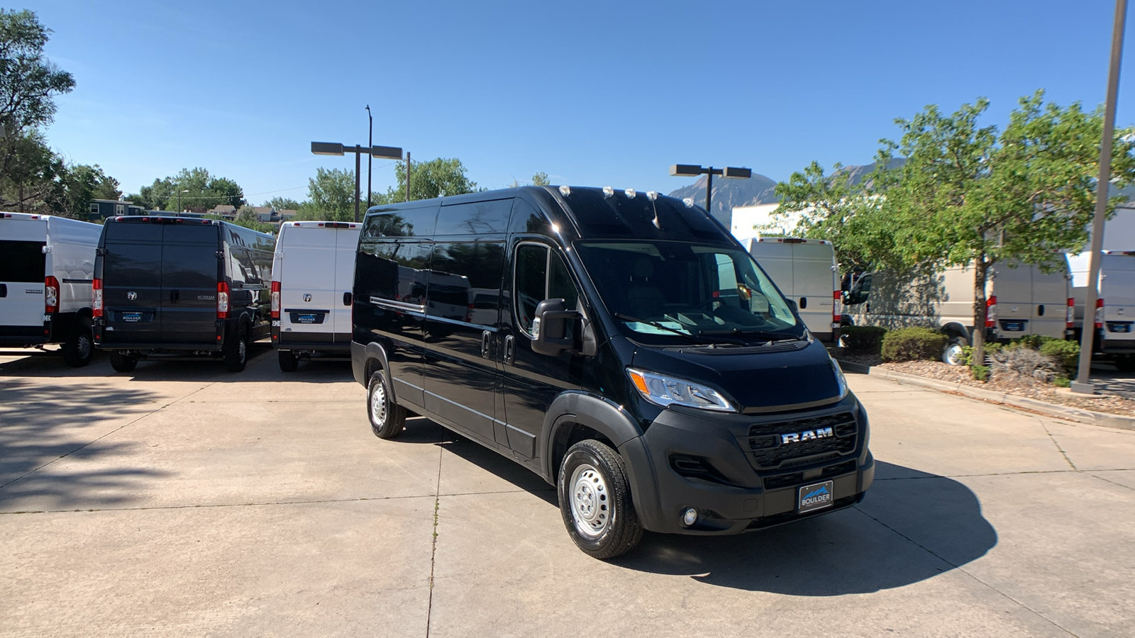New 2026 RAM ProMaster 2500 w/ Premium Convenience Group FWD image 7