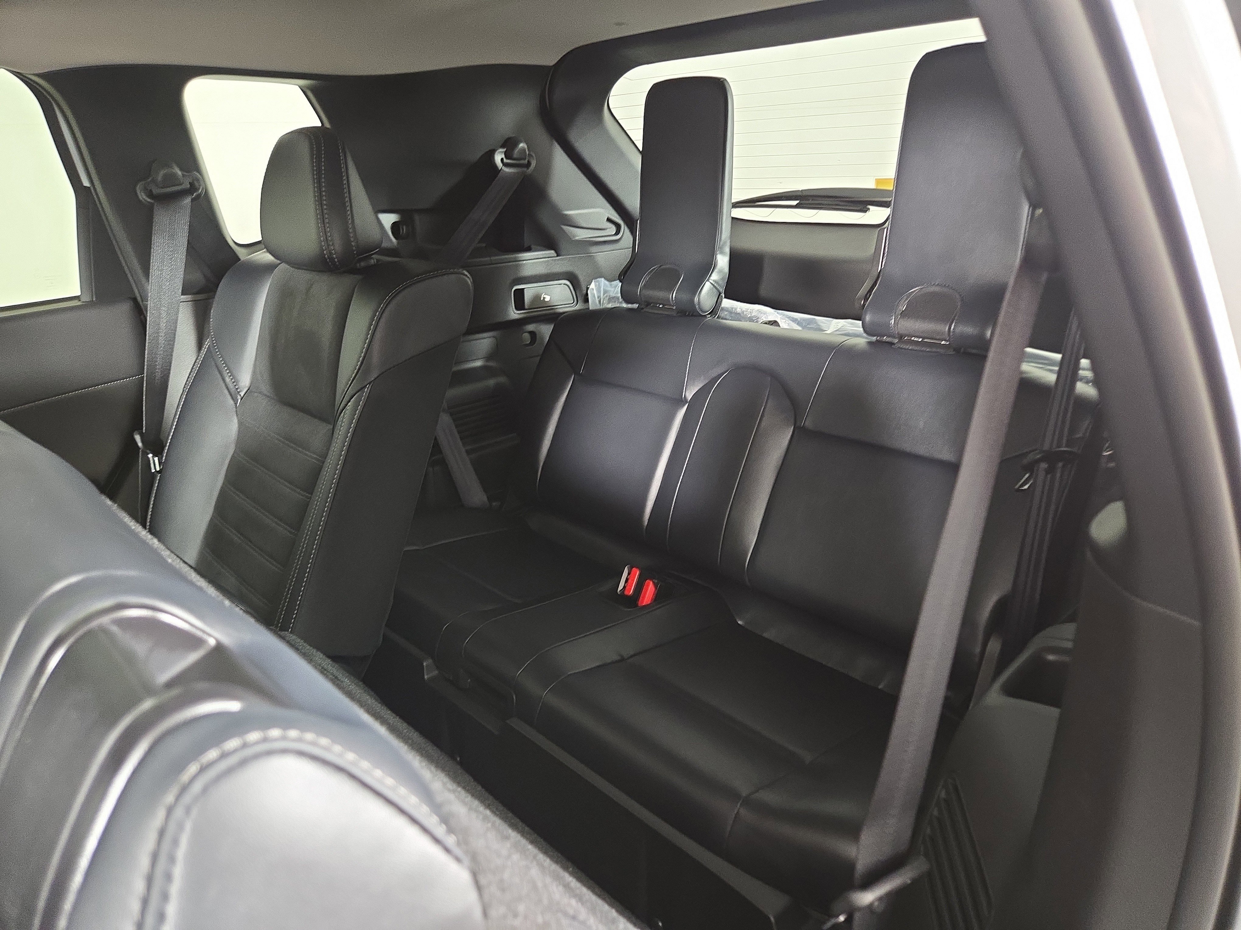 New 2026 Mitsubishi Outlander AWD image 12