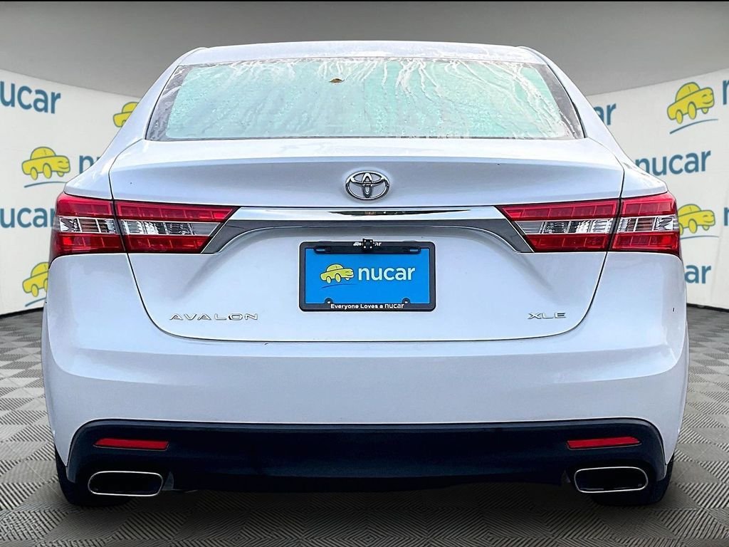 Used 2013 Toyota Avalon XLE FWD image 5