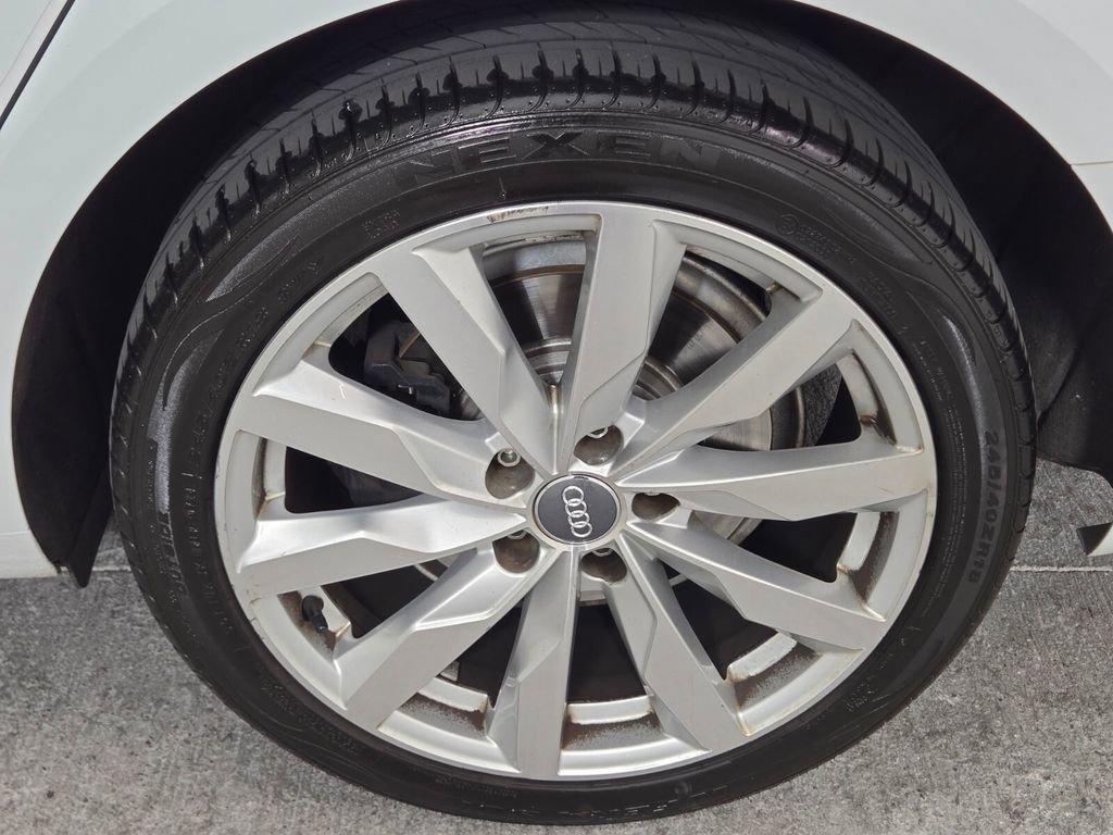 Used 2018 Audi A4 2.0T Ultra Premium w/ 18" Wheel Package FWD image 14