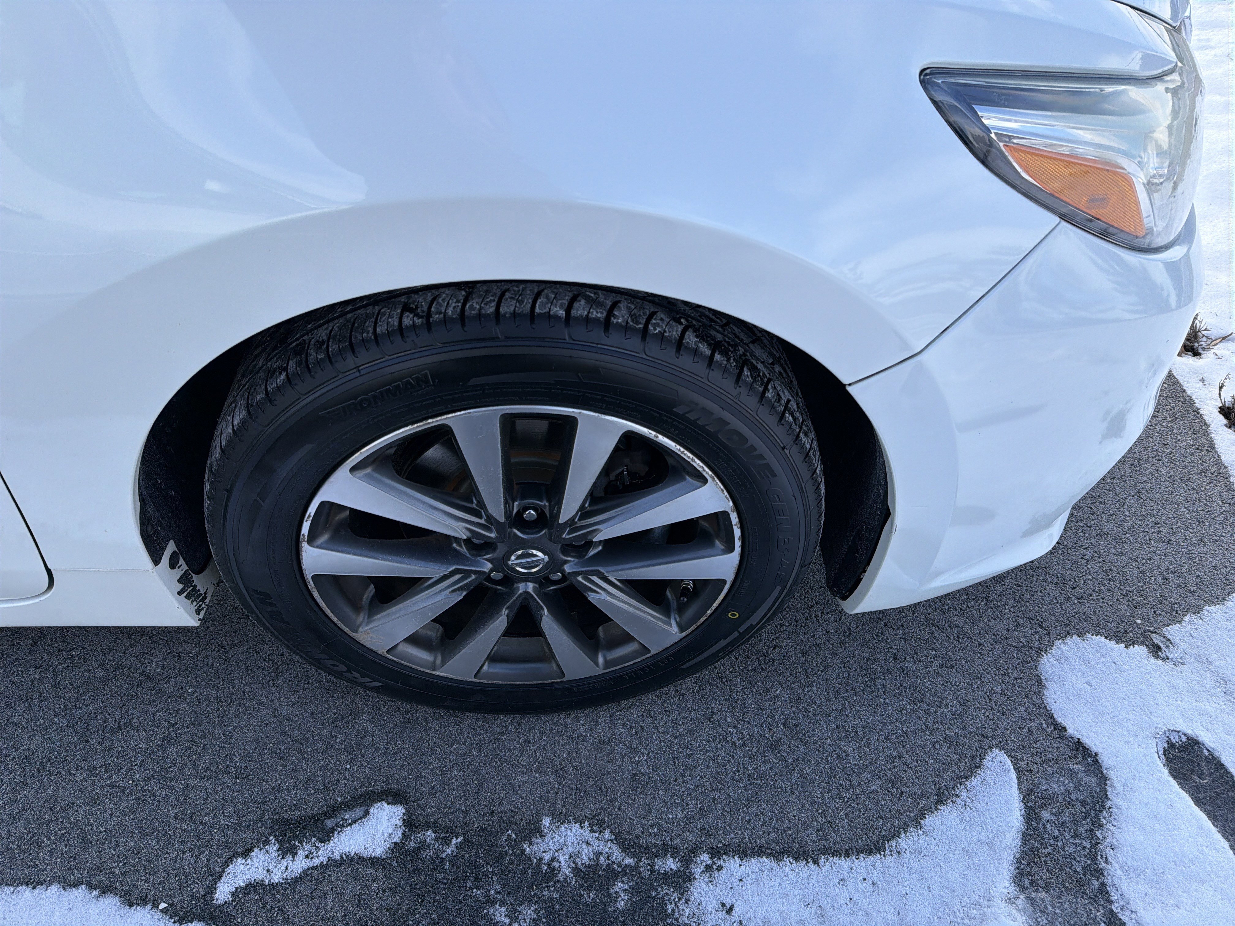 Used 2017 Nissan Altima 2.5 SV image 53