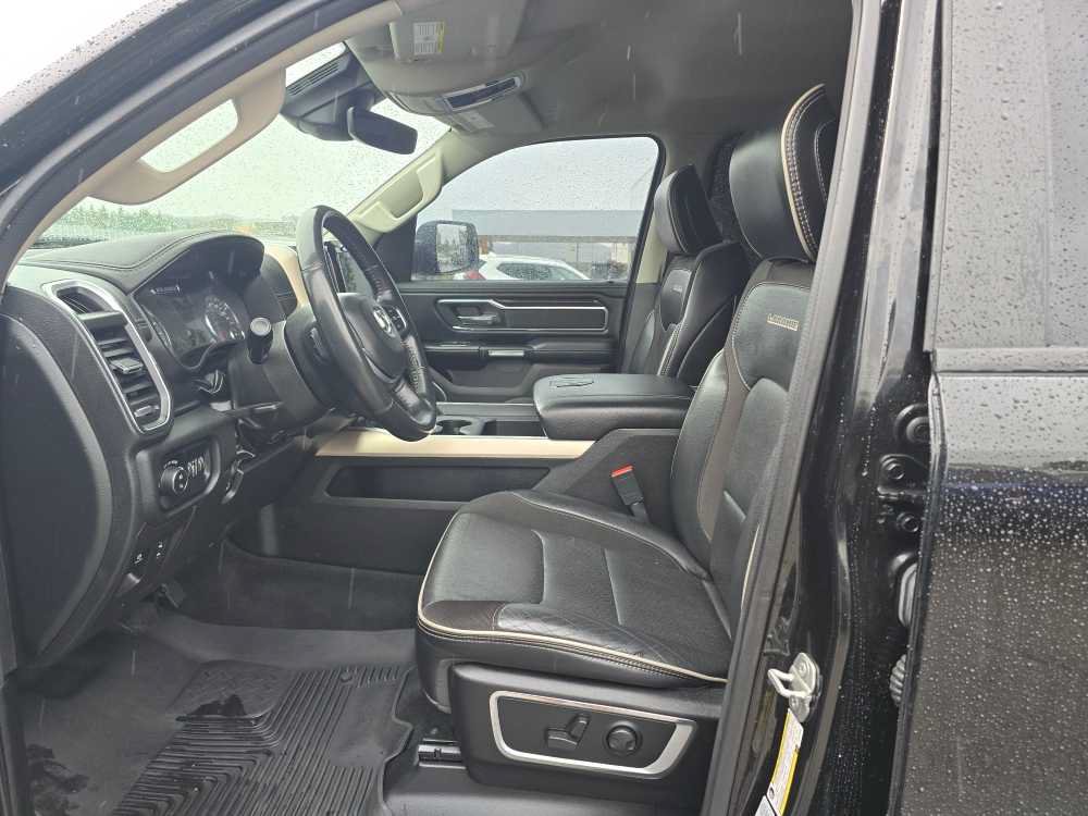 Used 2022 RAM 1500 Laramie AWD/4WD image 9