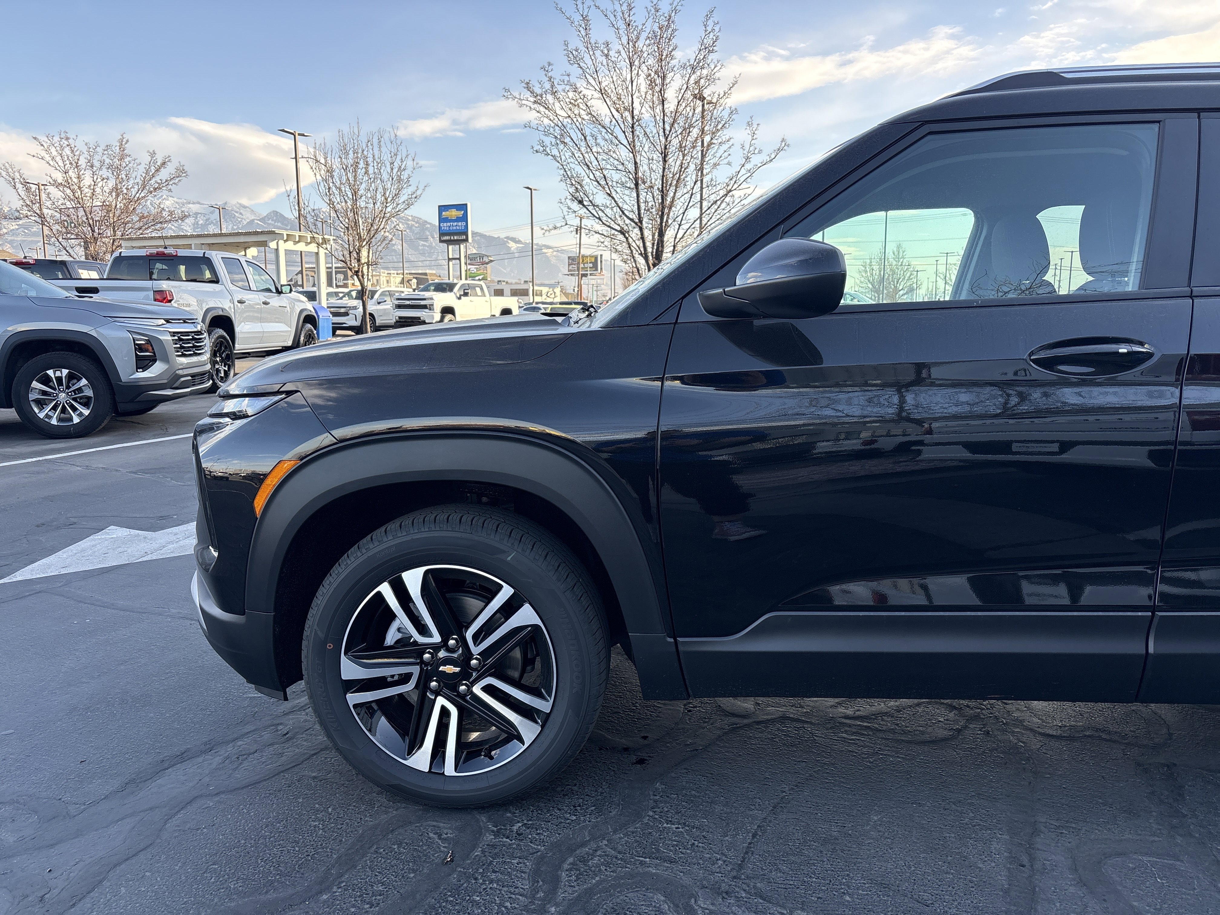 New 2026 Chevrolet TrailBlazer LT w/ Convenience Package AWD/4WD image 9