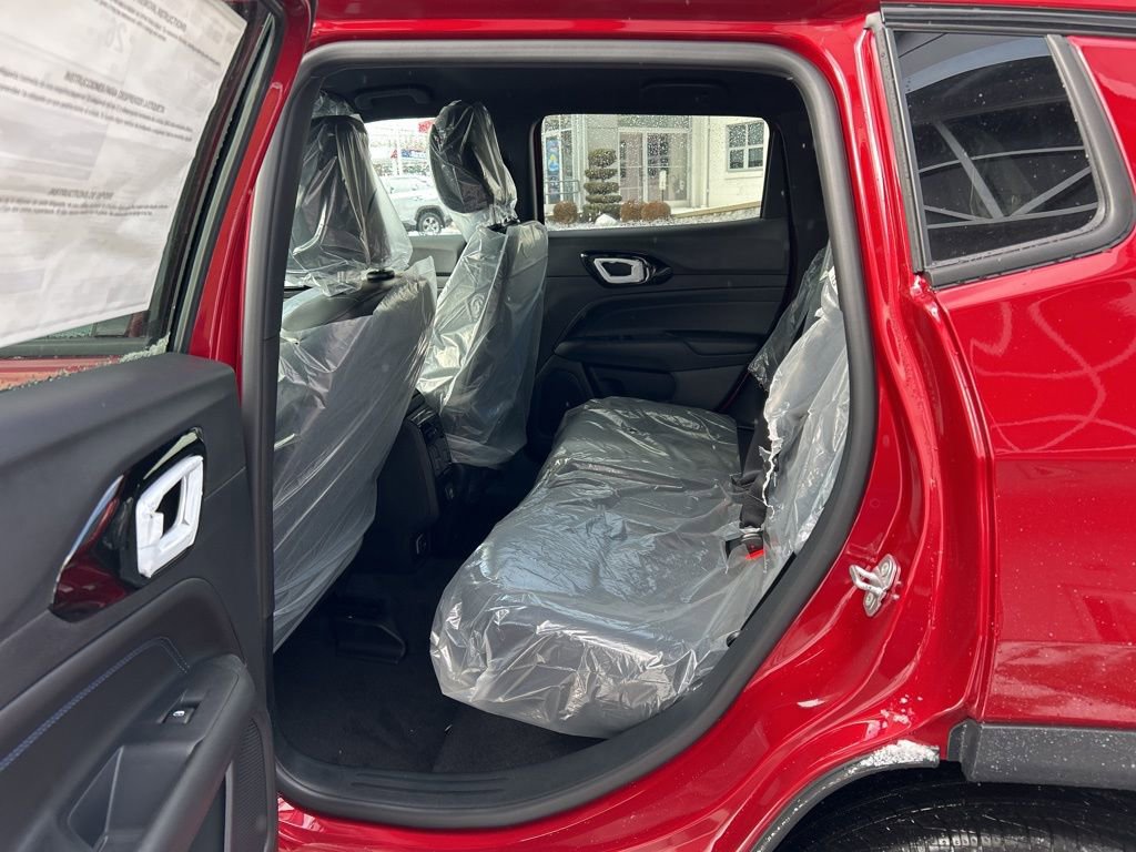 New 2026 Jeep Compass Latitude image 10
