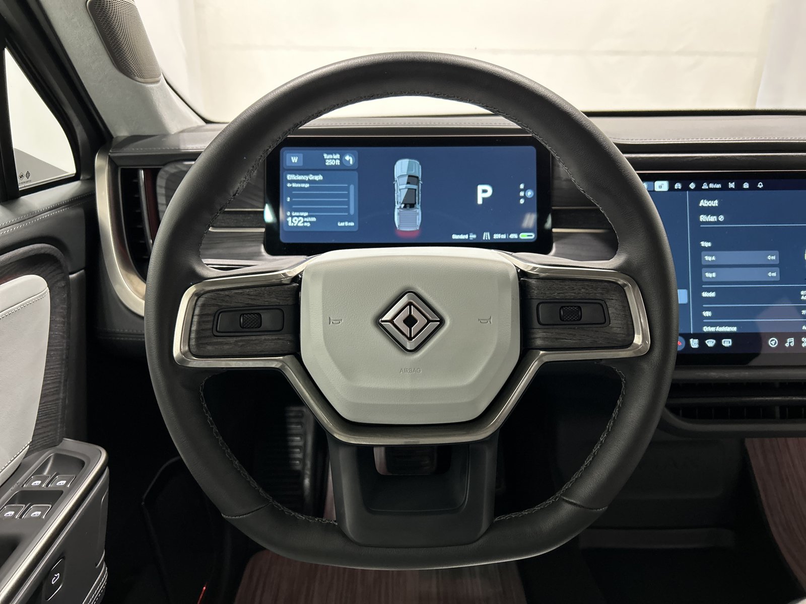 Used 2025 Rivian R1T Adventure AWD/4WD image 26