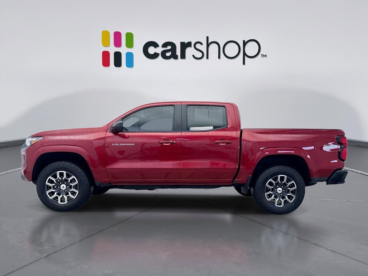 Used 2024 Chevrolet Colorado Z71 w/ Z71 Convenience Package 2 image 2