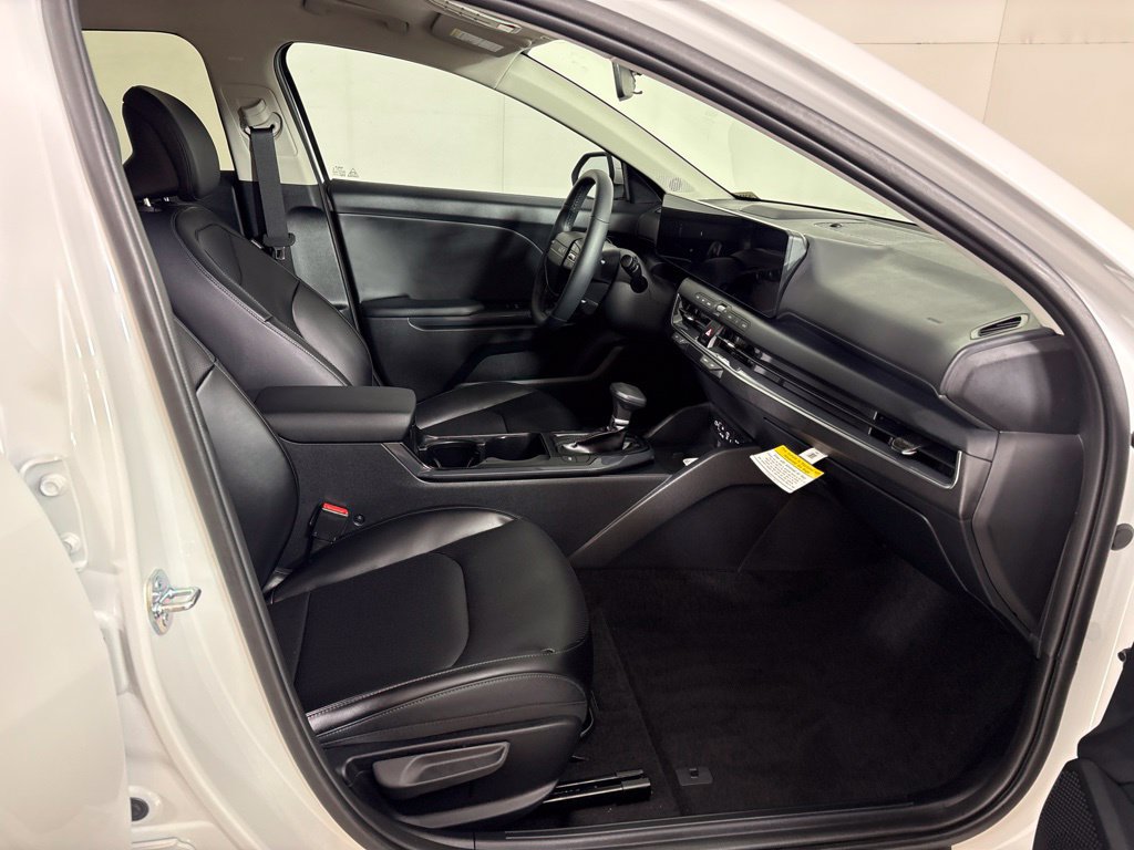 New 2026 Kia K4 EX FWD image 17