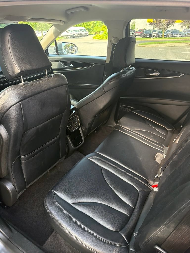 Used 2023 Lincoln Nautilus AWD w/ Premium Package image 7