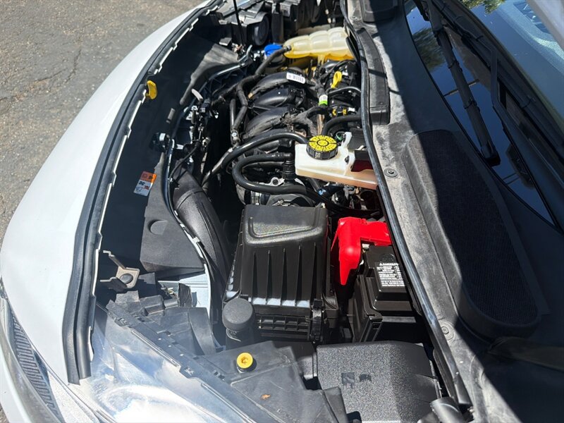 Used 2023 Ford Transit Connect XL FWD image 36