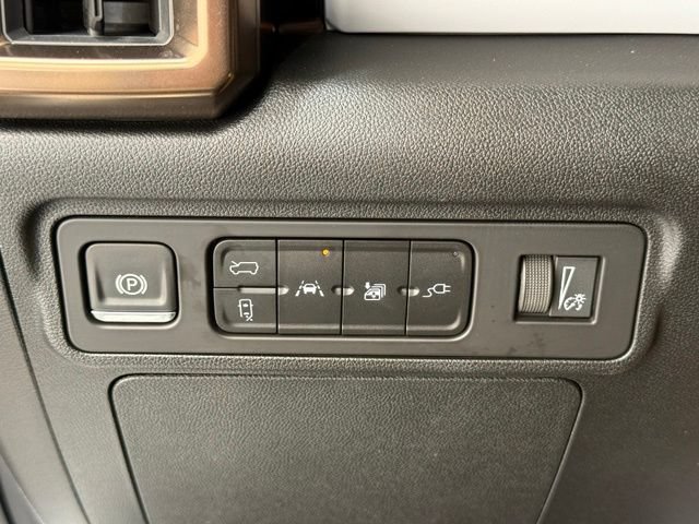 Used 2024 GMC Hummer EV 2X AWD/4WD image 31