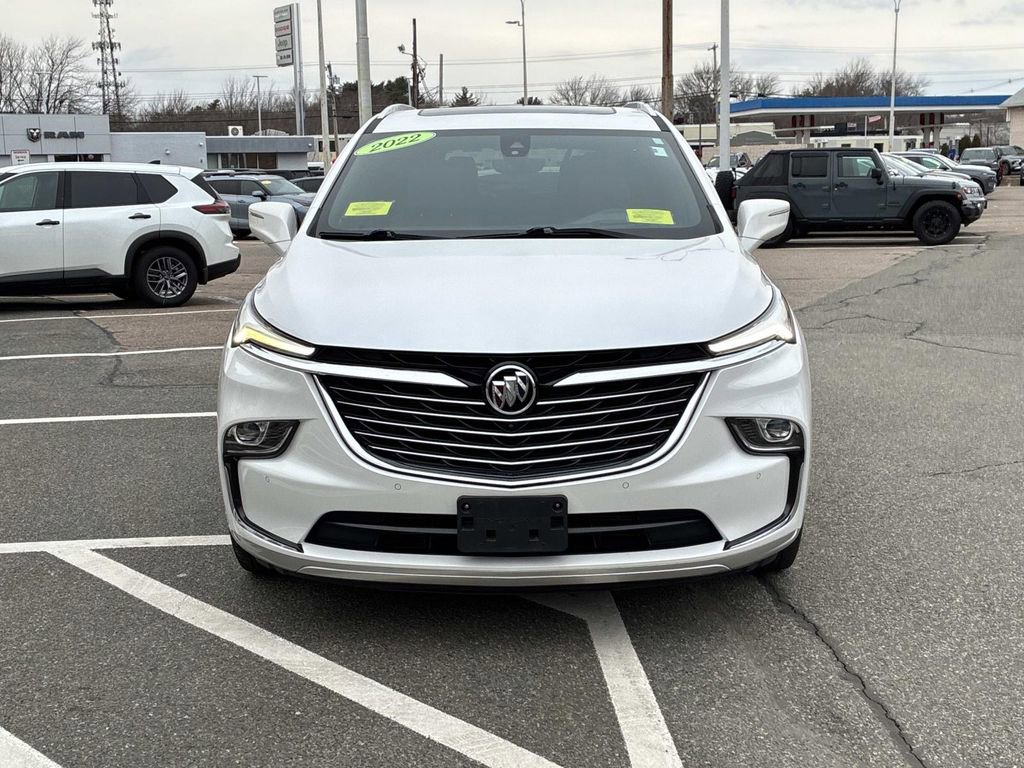 Used 2022 Buick Enclave Premium w/ Experience Buick Package image 2