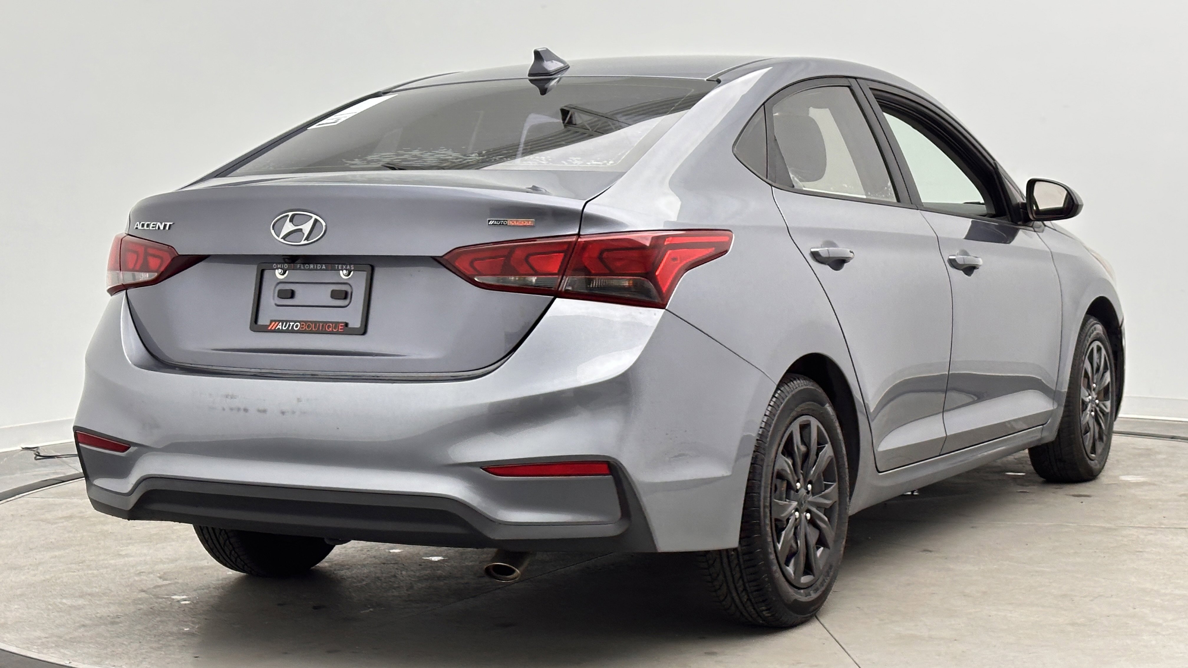 Used 2020 Hyundai Accent SE image 7