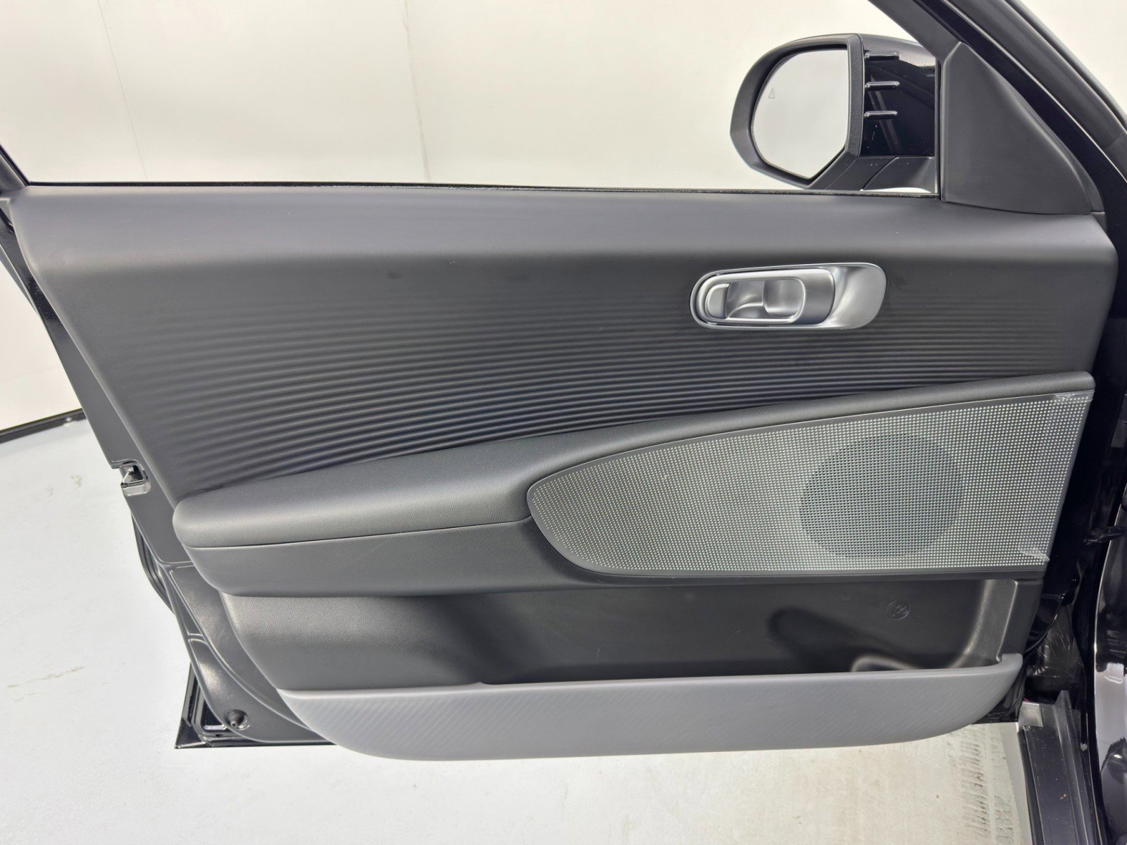 Used 2023 Hyundai Ioniq 6 SEL image 40