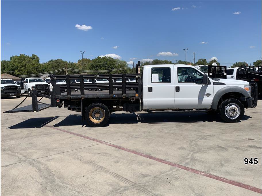 Used 2011 Ford F550 4x4 Crew Cab Super Duty w/ Payload Upgrade Pkg image 7