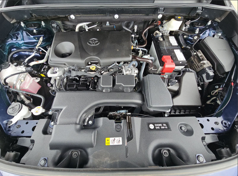 Used 2022 Toyota RAV4 XLE Premium FWD image 6