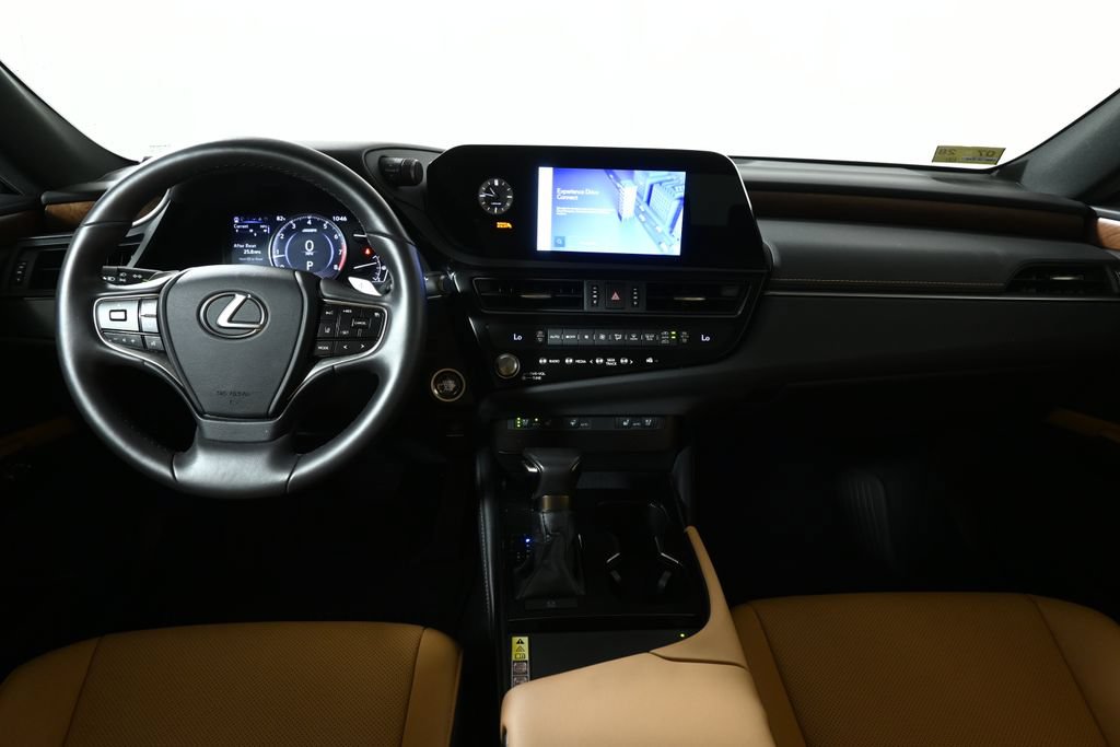 Used 2024 Lexus ES 250 w/ Premium Package AWD/4WD image 16
