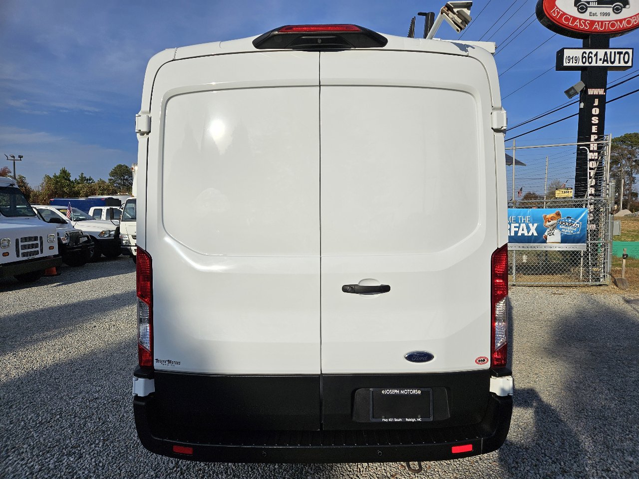 Used 2020 Ford Transit 250 Medium Roof image 4