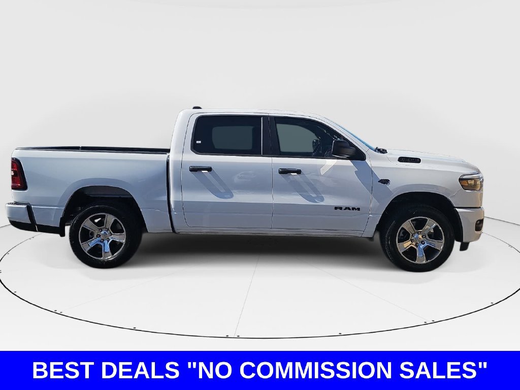 New 2027 RAM 1500 Express AWD/4WD image 2