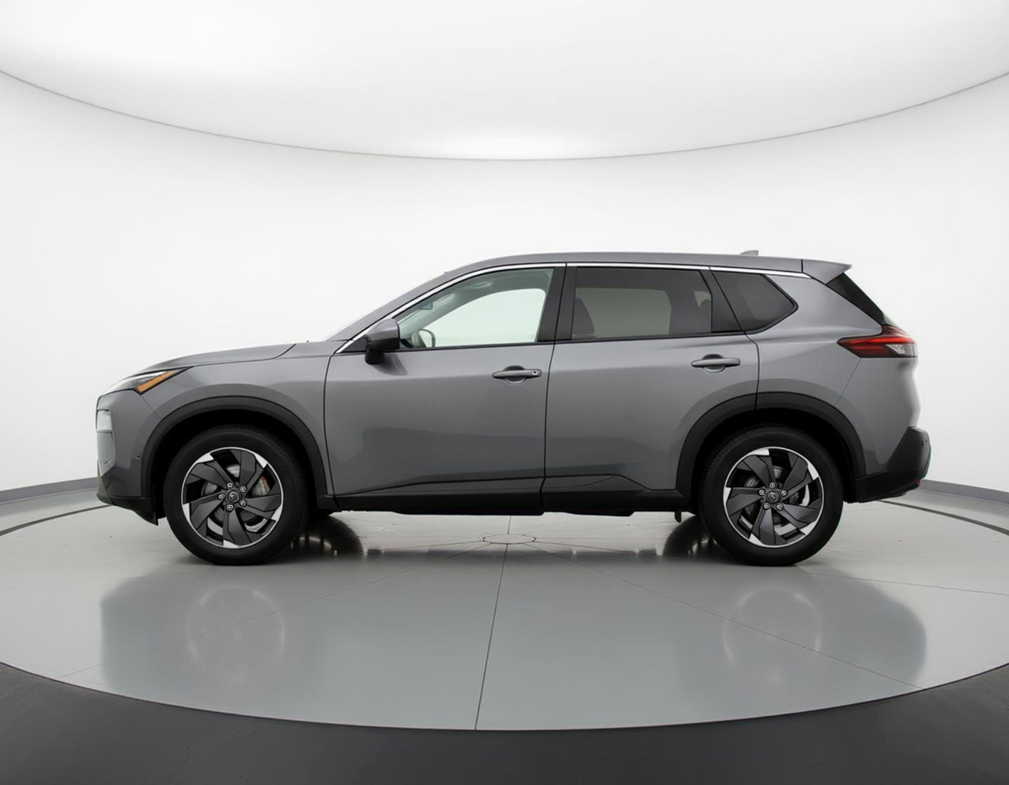 Used 2025 Nissan Rogue SV FWD image 5