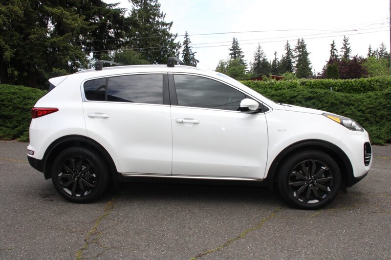 Used 2019 Kia Sportage EX w/ EX Sport Appearance Package AWD/4WD image 12