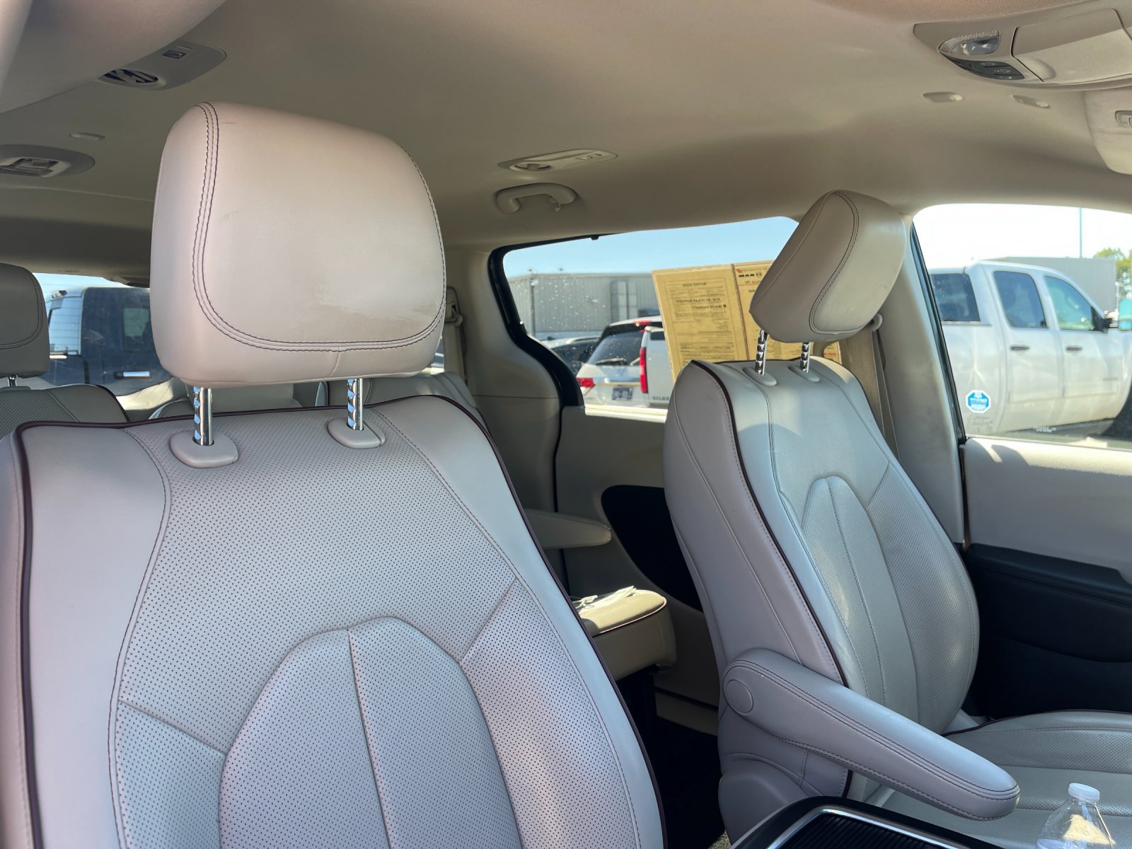 Used 2020 Chrysler Pacifica Limited FWD image 18