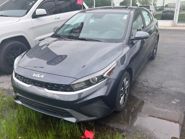 Certified 2023 Kia Forte LXS w/ LXS Technology Package FWD image 5