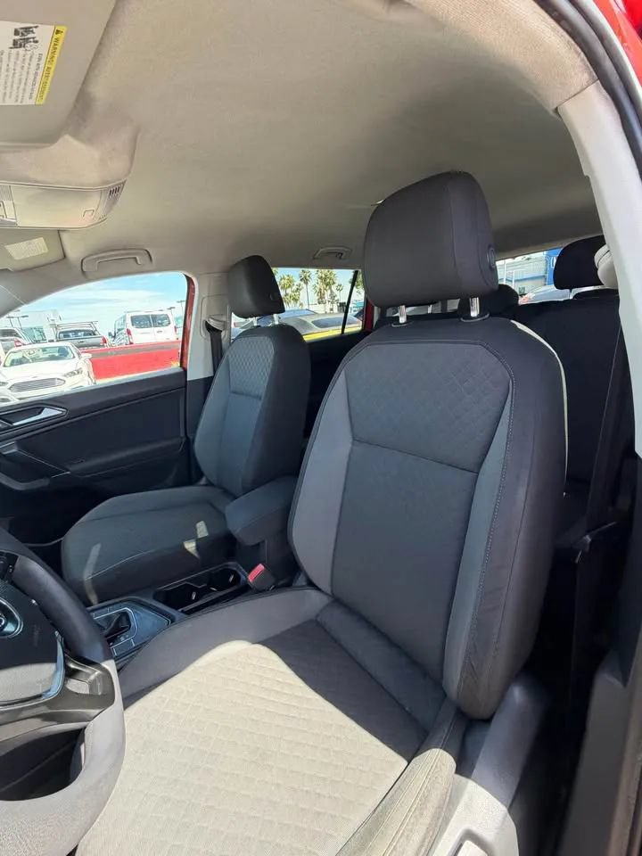 Used 2018 Volkswagen Tiguan S FWD image 7