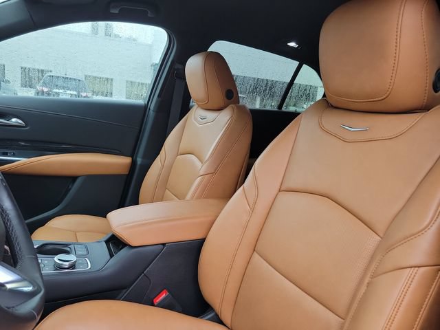 Used 2024 Cadillac XT4 Premium Luxury AWD/4WD image 24