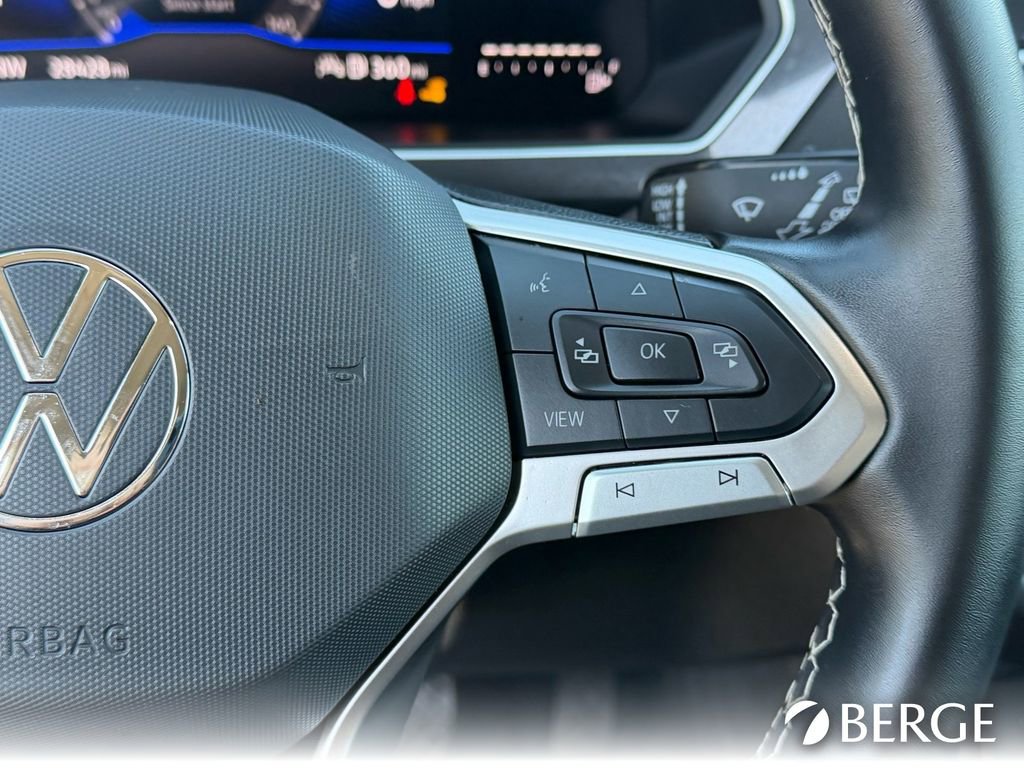 Used 2024 Volkswagen Tiguan Wolfsburg Edition image 36