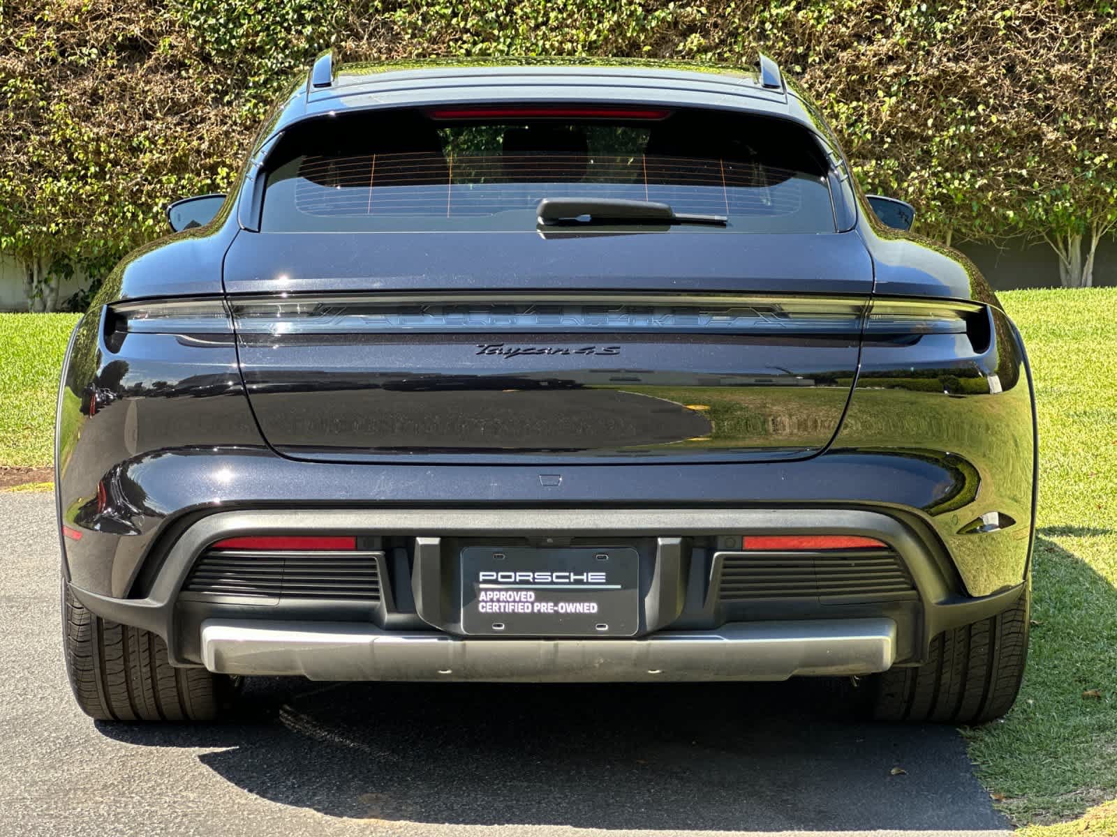 Certified 2024 Porsche Taycan 4S AWD/4WD image 7