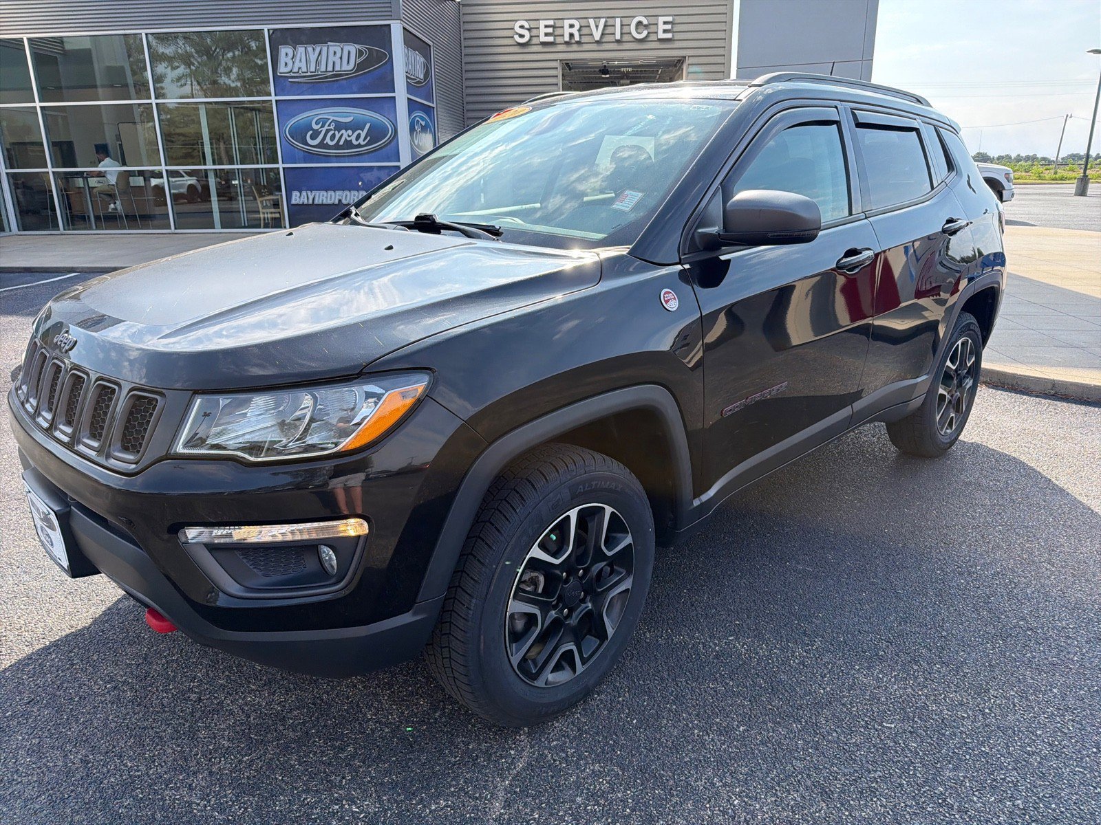 Used 2020 Jeep Compass Trailhawk w/ Cold Weather Group AWD/4WD image 3