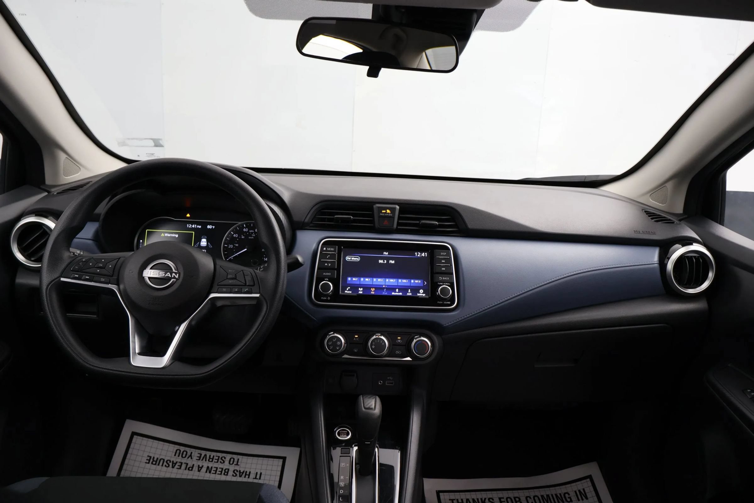 Used 2025 Nissan Versa SV FWD image 15