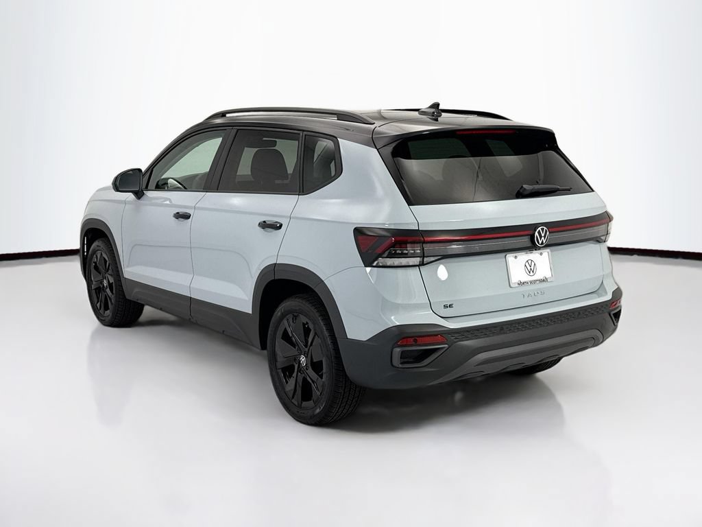 New 2026 Volkswagen Taos SE FWD image 7