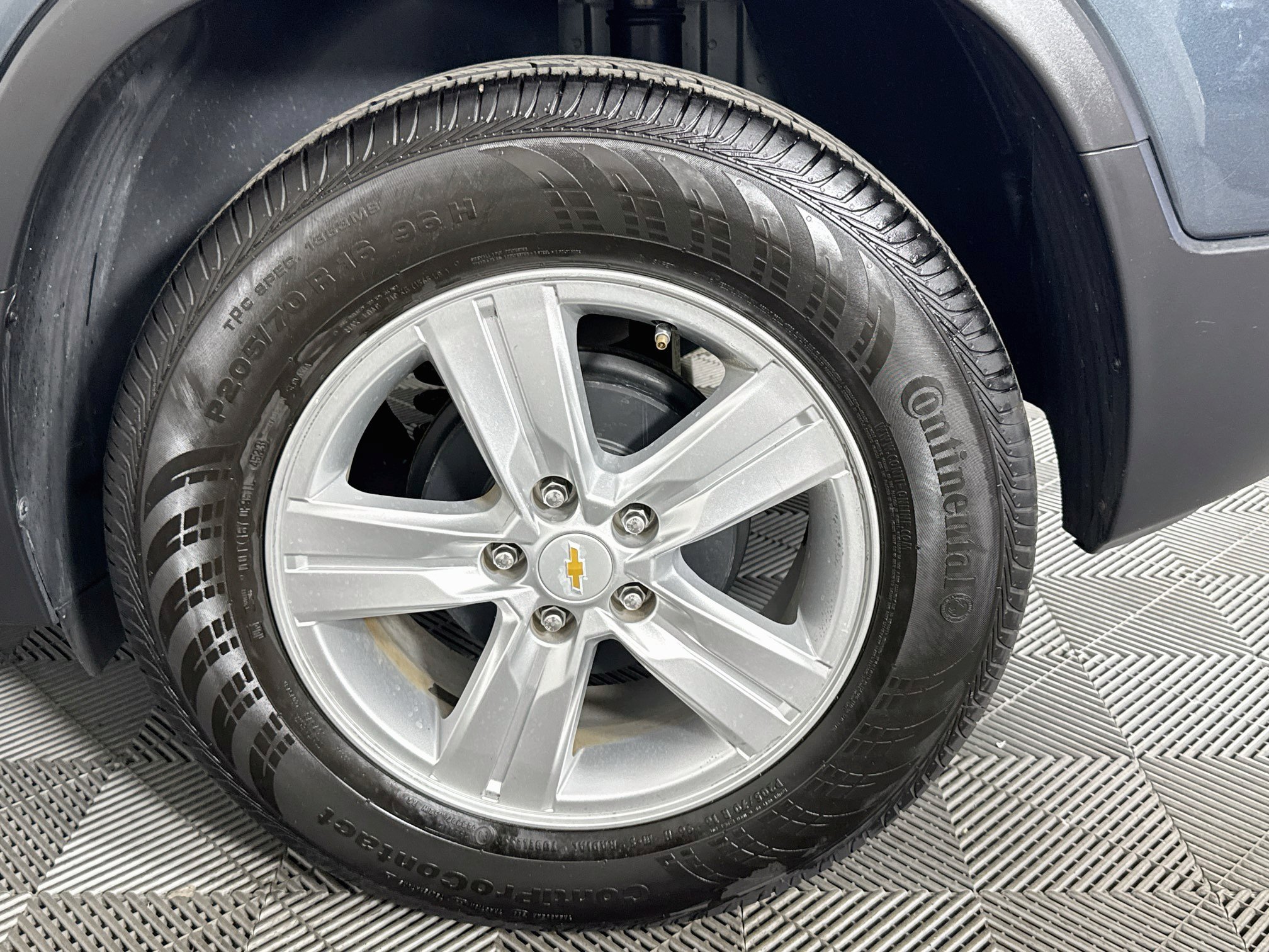 Used 2021 Chevrolet Trax LS FWD image 33
