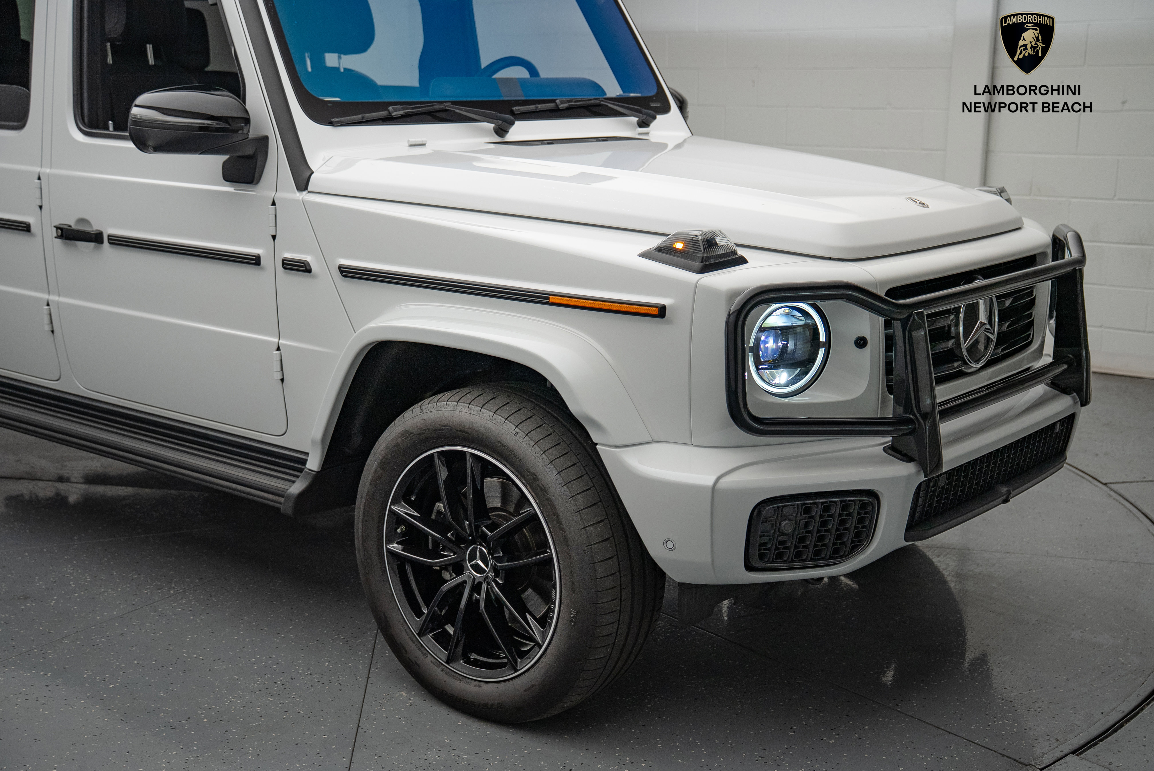 Used 2025 Mercedes-Benz G 550 image 2