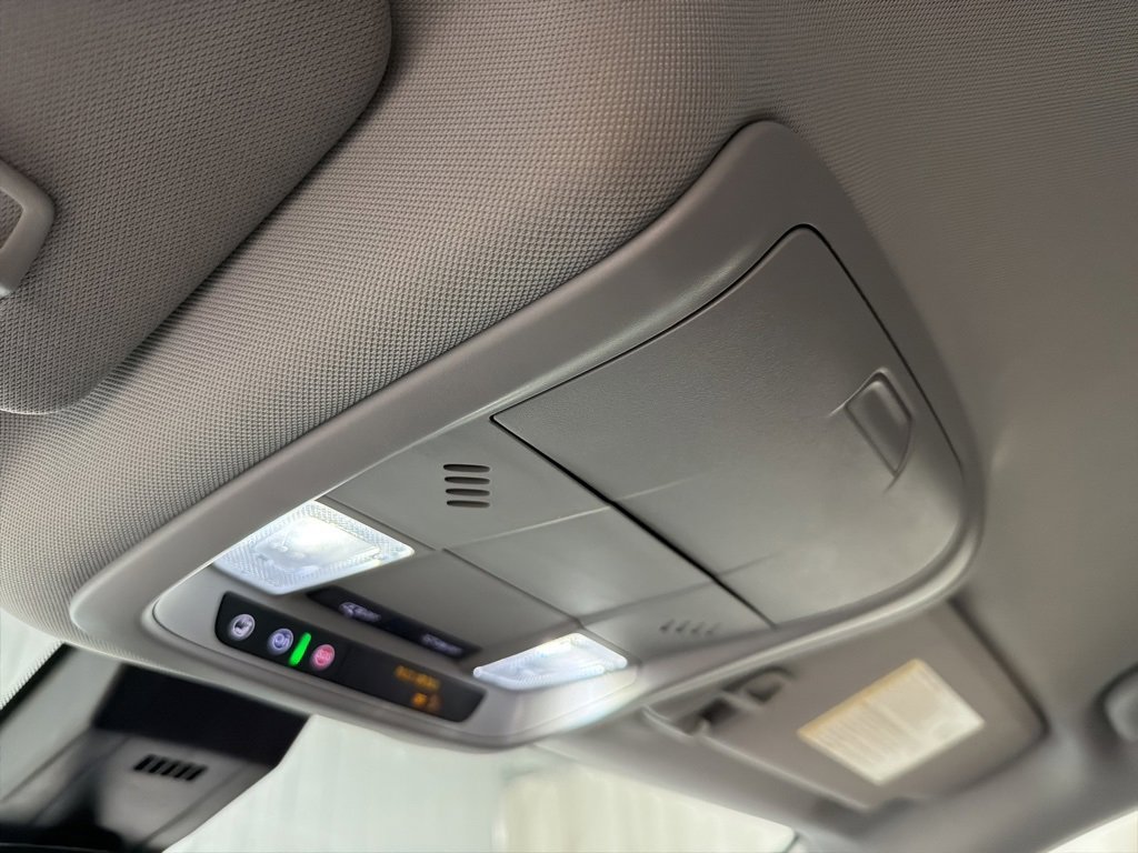 Certified 2024 Chevrolet Equinox LT image 32