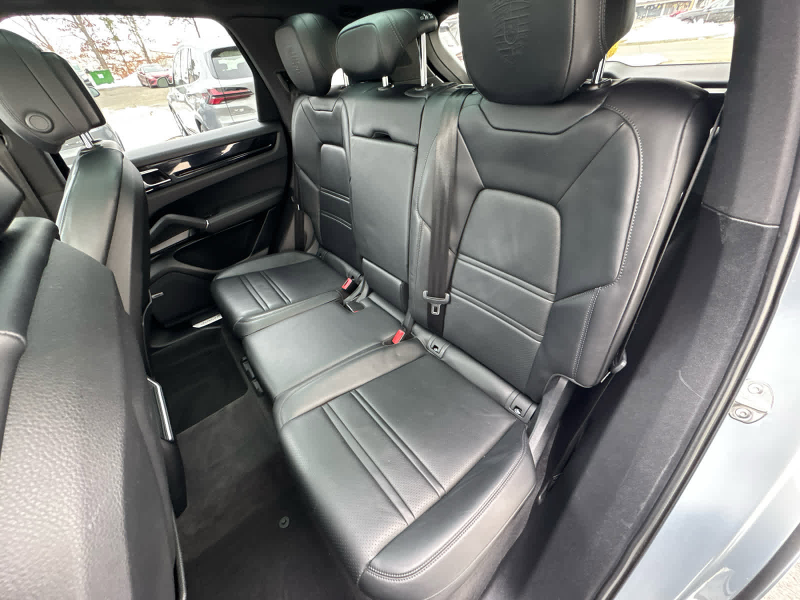 Used 2021 Porsche Cayenne image 15