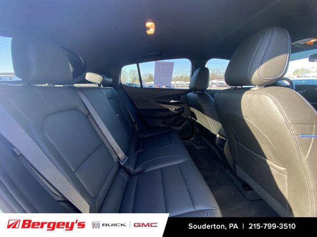 Certified 2025 Buick Envista Sport Touring w/ Convenience I Package image 29