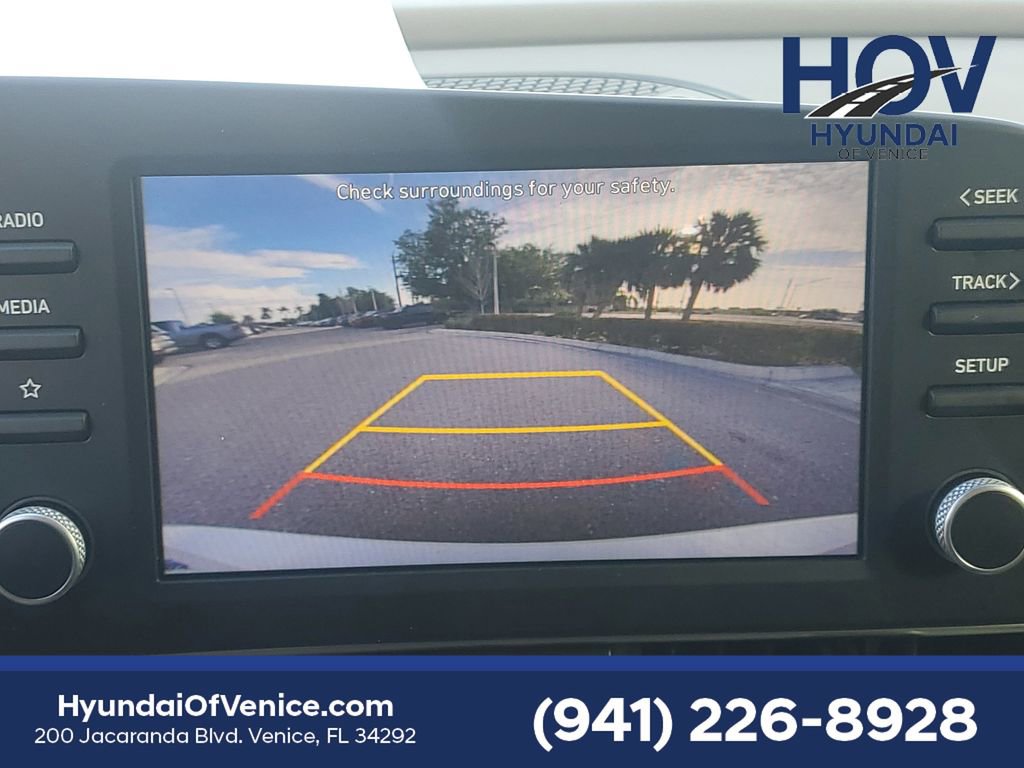 Certified 2022 Hyundai Elantra SEL image 31