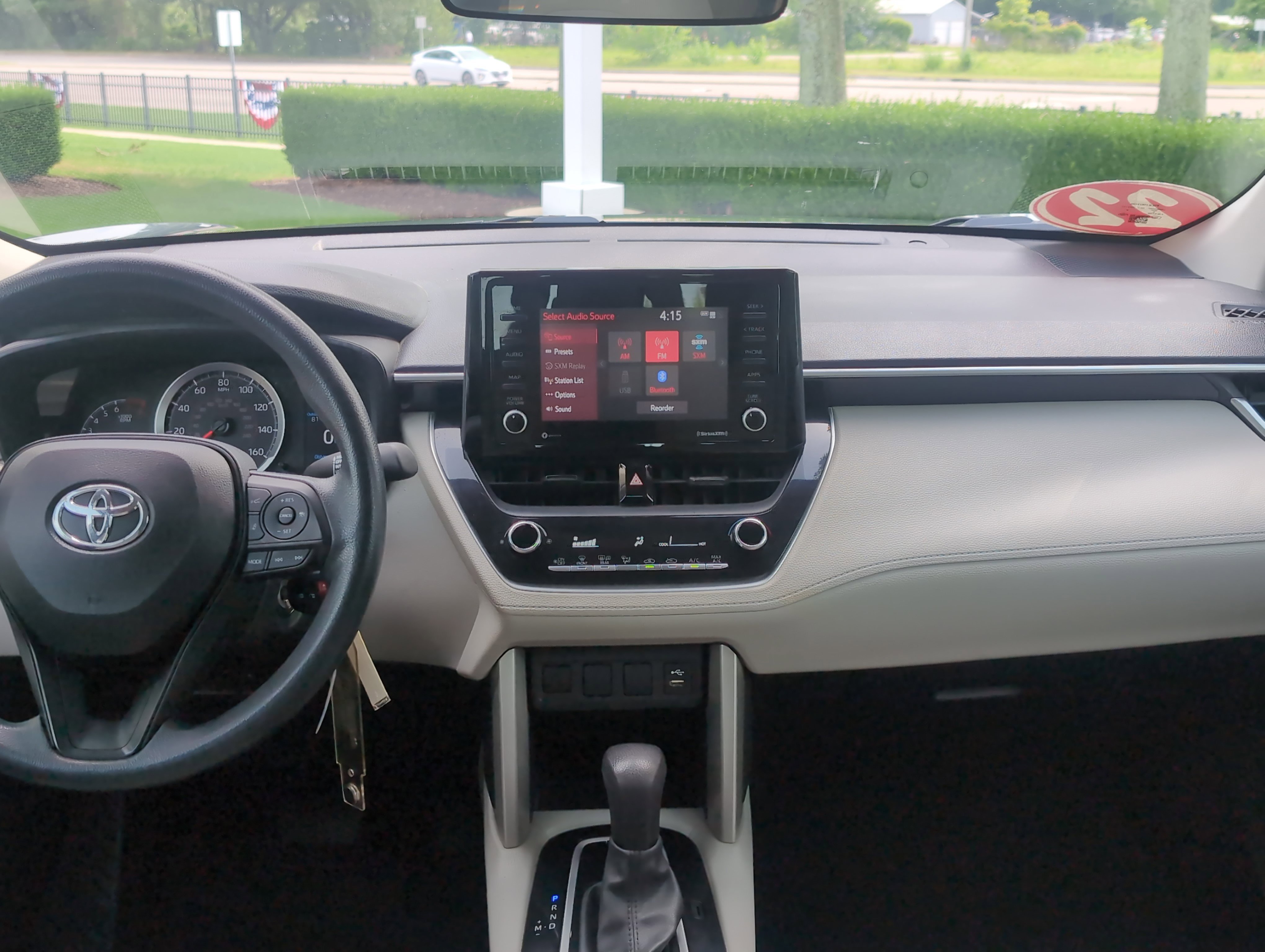 Certified 2022 Toyota Corolla Cross L FWD image 28