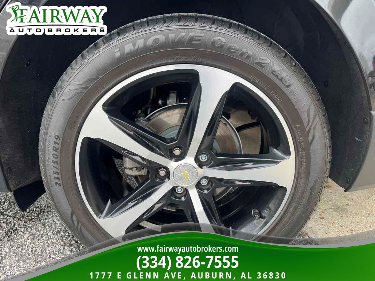 Used 2020 Chevrolet Equinox LT image 32