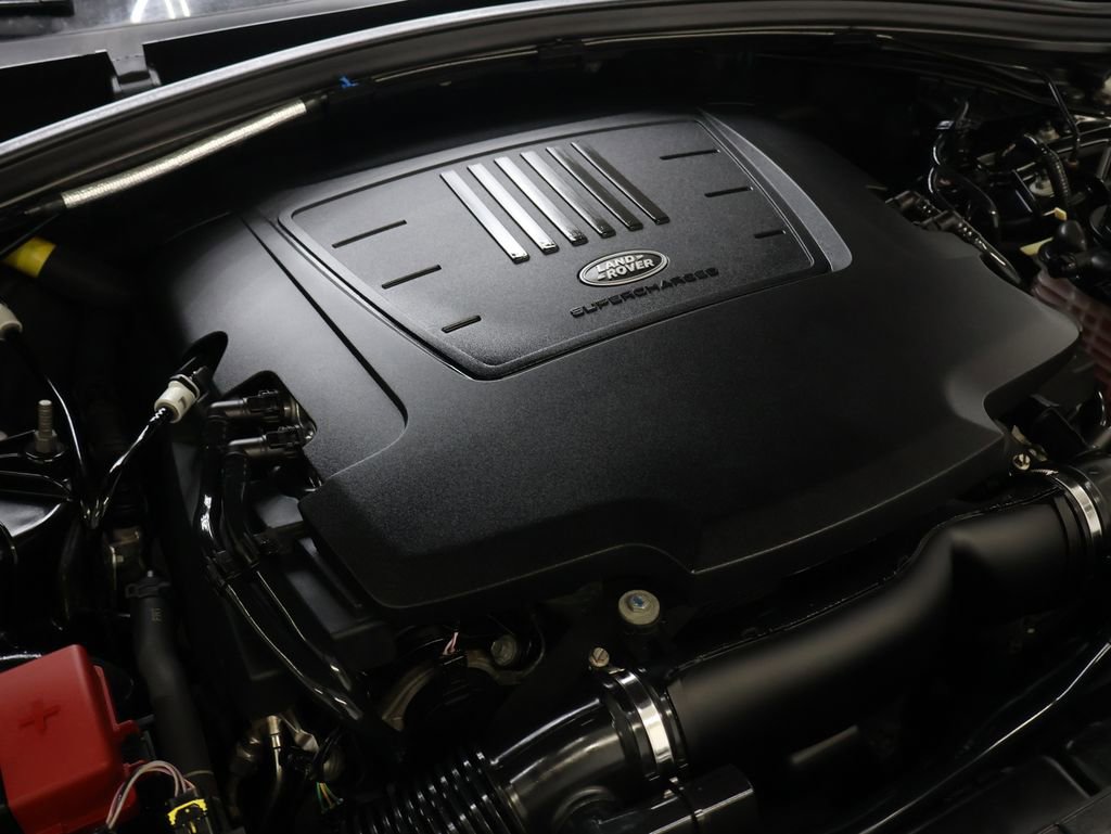 Used 2018 Land Rover Range Rover Velar S image 26