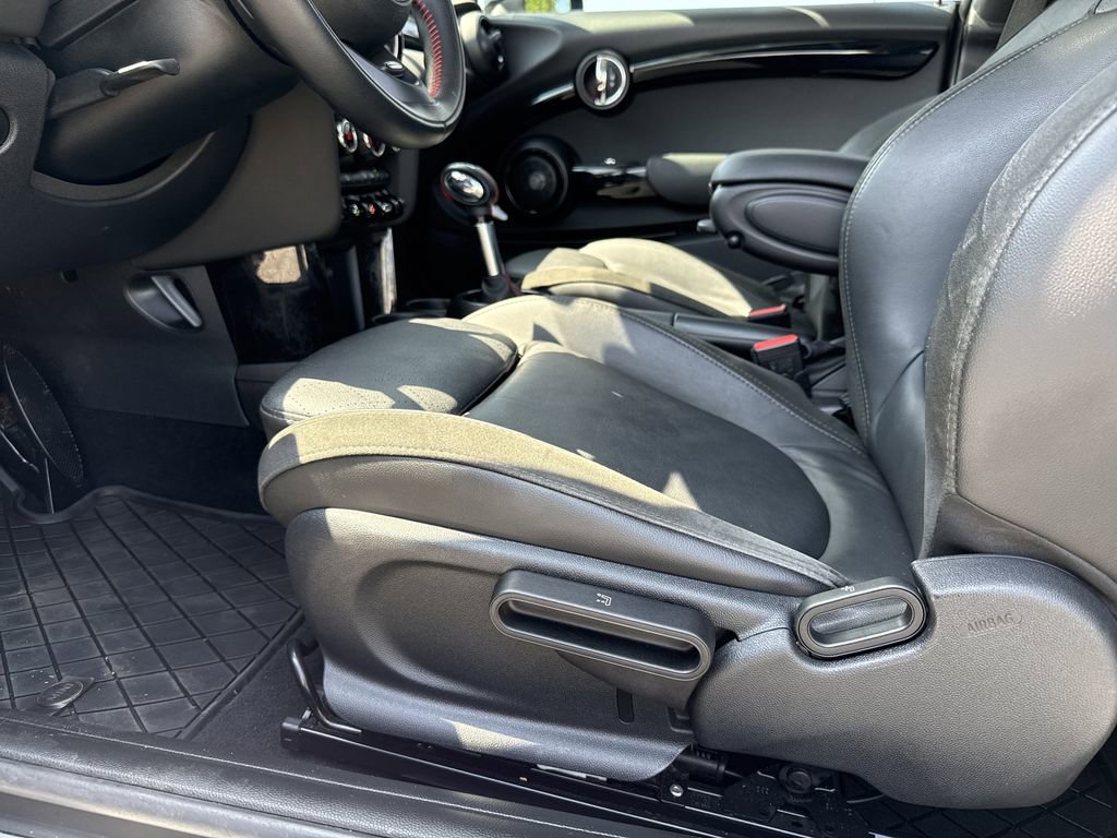 Used 2019 MINI Cooper S FWD image 9