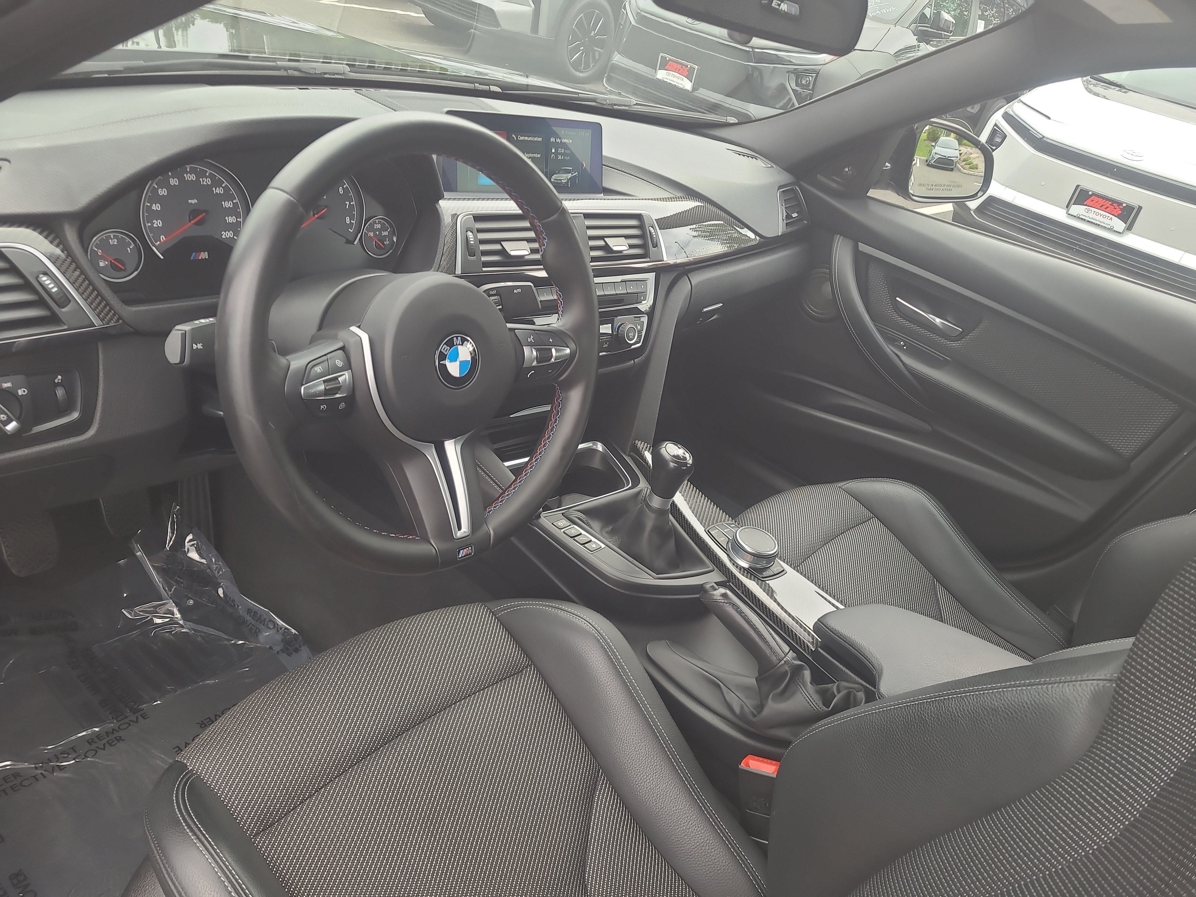 Used 2018 BMW M3 CS RWD image 15