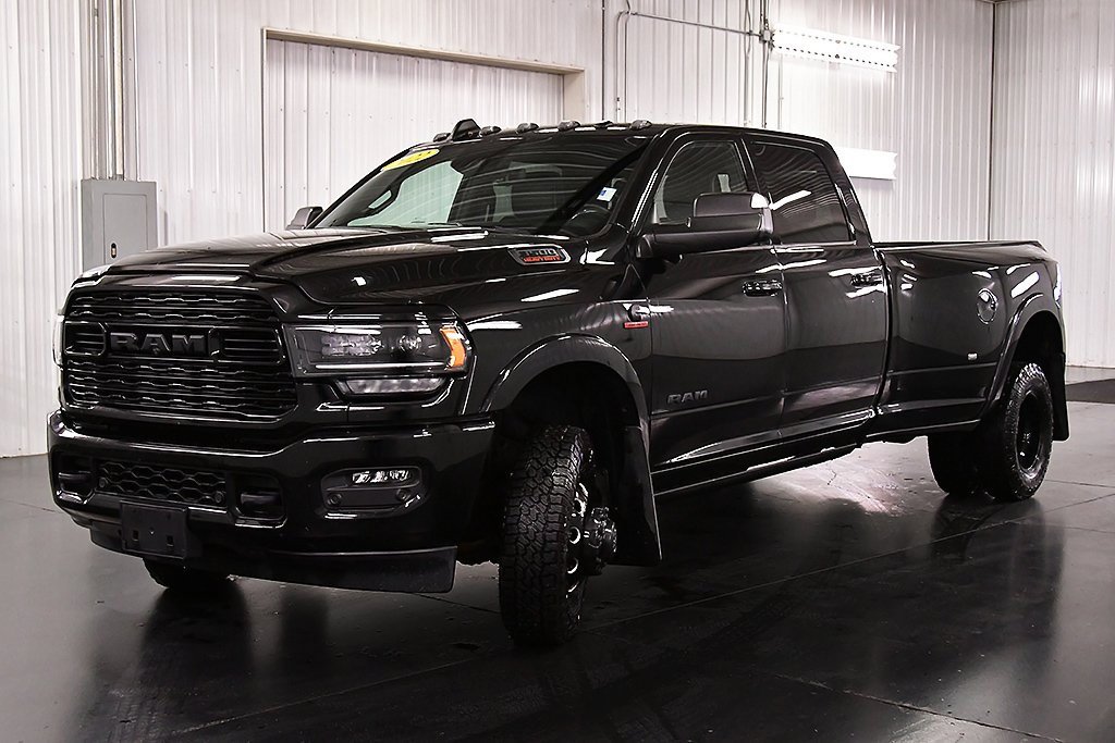 Used 2022 RAM 3500 Limited image 3