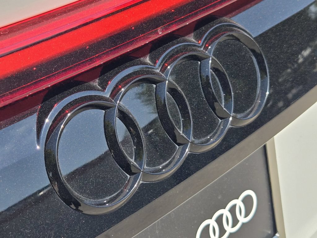 Certified 2023 Audi Q8 Premium Plus w/ Premium Plus Package AWD/4WD image 16